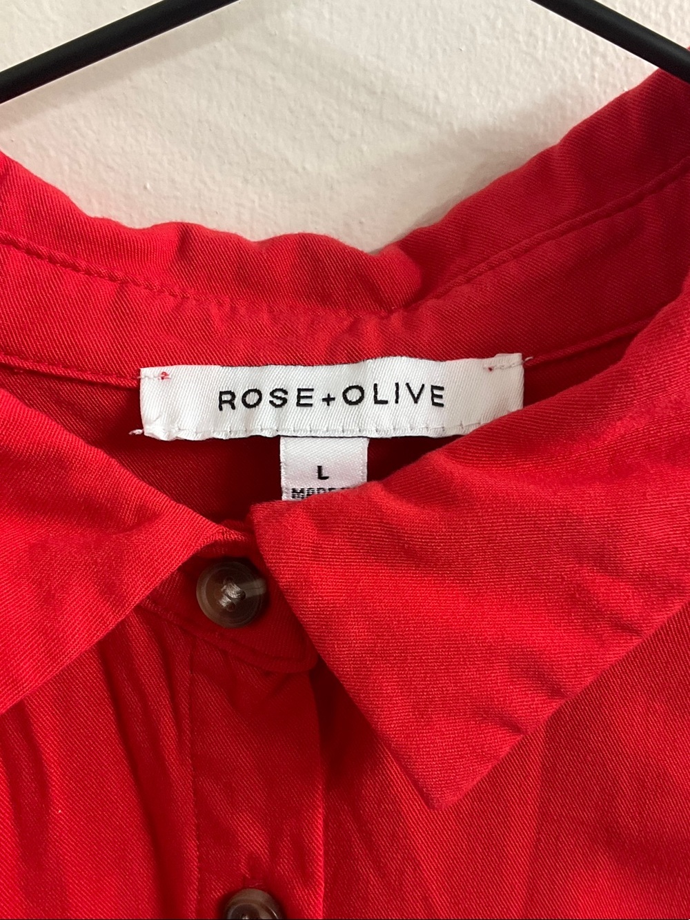 Rose & Olive Red Short-Sleeve Button Front Crop Top - Picture 2 of 3